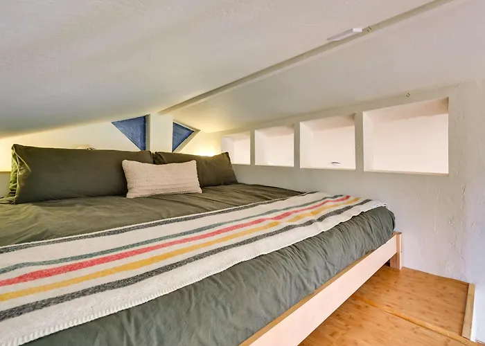 Pet-friendly W/ Patio *