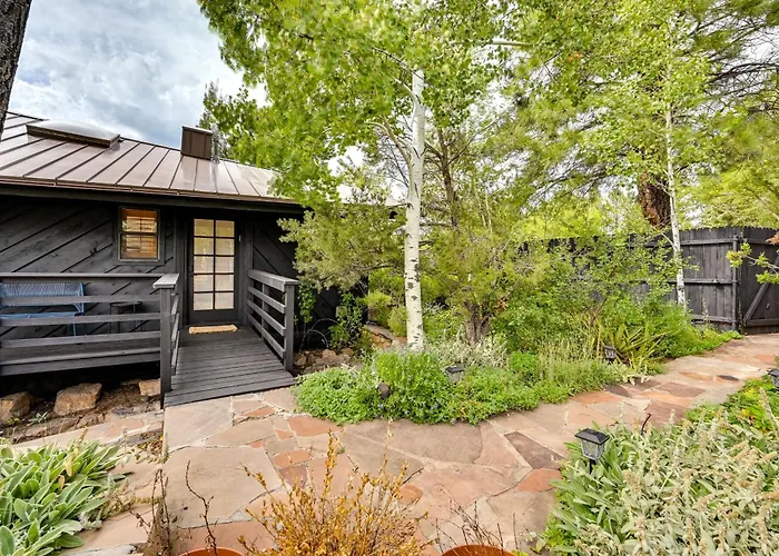 Pet-friendly W/ Patio Apartment Flagstaff